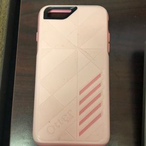 Otter box for iPhone 6s Plus.